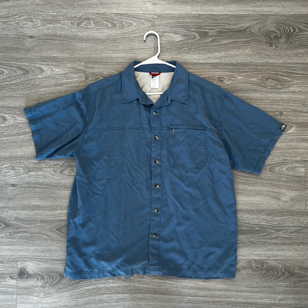 The North Face / L / Lightweight Button Up